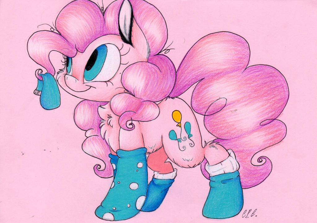 blue_socks__pink_pone__by_cutepencilcase